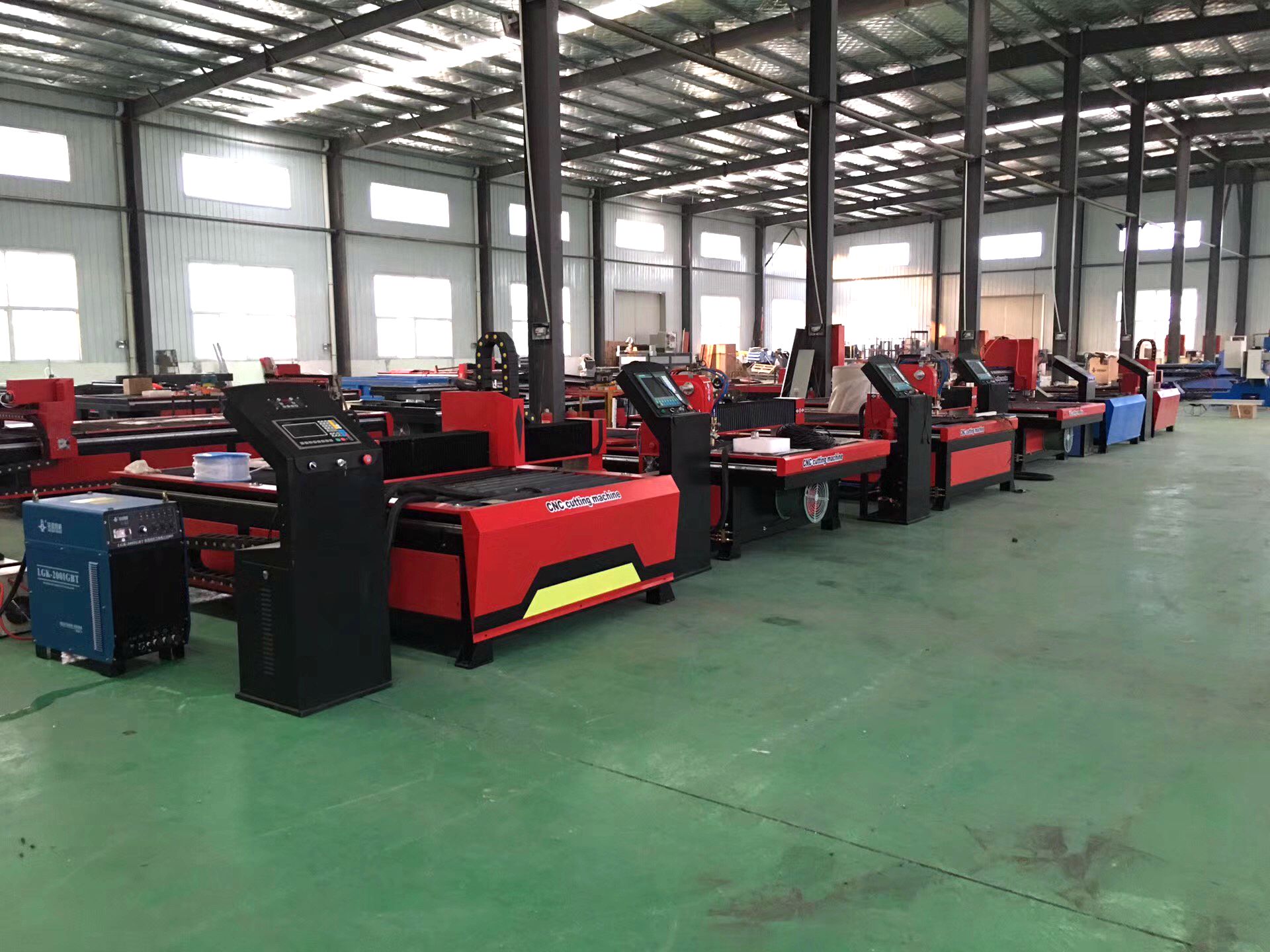 What is the working principle and application scope of plasma cutting machine?